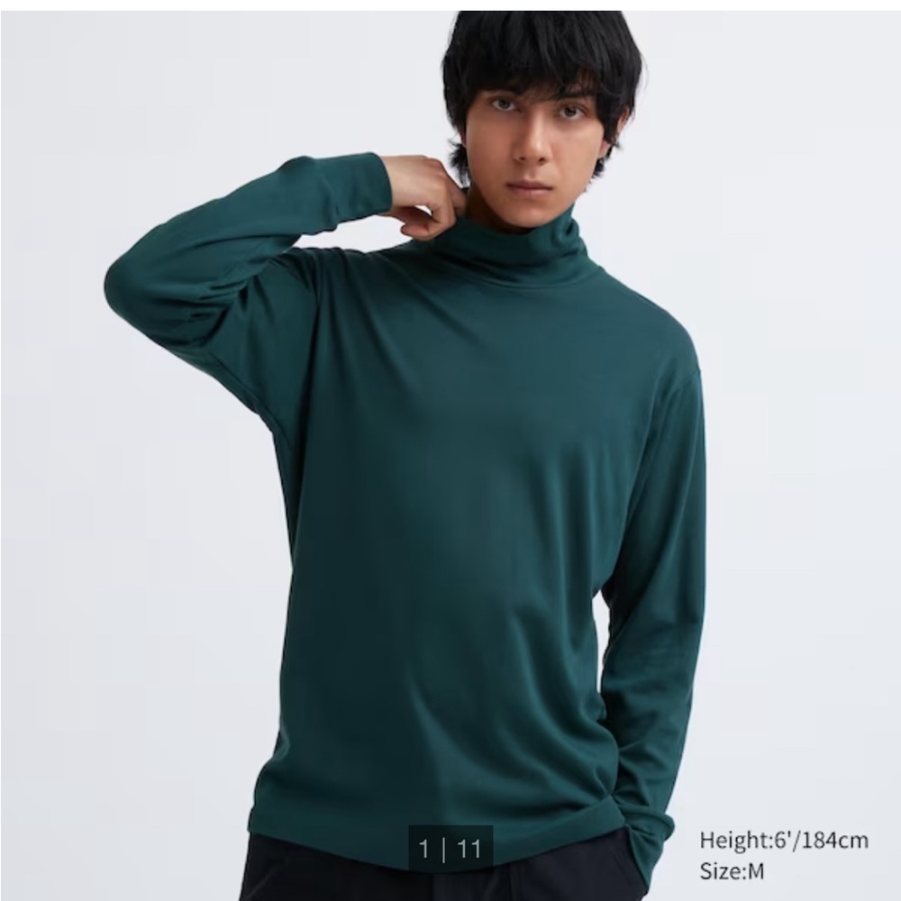 NEW Uniqlo mens turtleneck tee